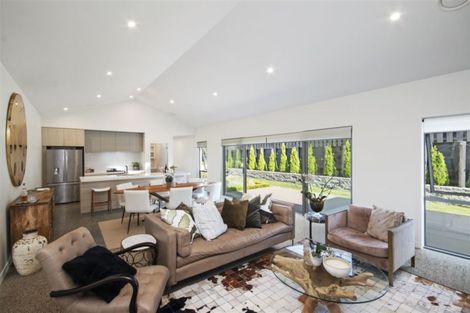 Photo of property in 15 Knoll Rise, Pukekohe, 2120