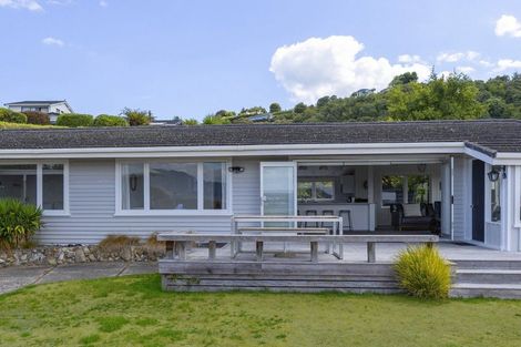 Photo of property in 6 Scenic Heights, Acacia Bay, Taupo, 3330