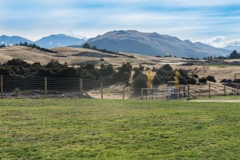 Photo of property in 59 Mount Nicholas Avenue, Wanaka, 9305