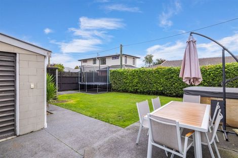 Photo of property in 16 Lees Road, Strowan, Christchurch, 8052