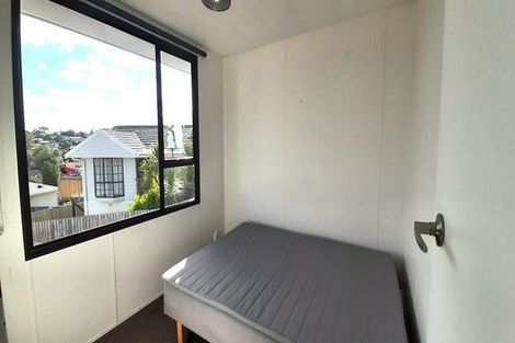 Photo of property in 16 Maywood Crescent, Glen Eden, Auckland, 0602