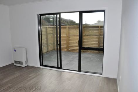 Photo of property in 14/9u Surrey Street, Tawa, Wellington, 5028