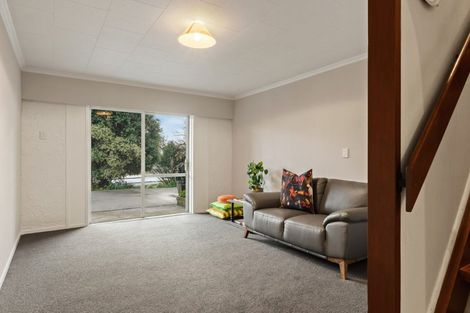 Photo of property in 57 Seddon Crescent, Whataupoko, Gisborne, 4010