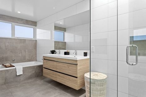 Photo of property in 112 Birchs Road, Prebbleton, 7674