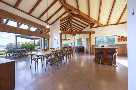 Photo of property in 193 Shegadeen Road, Wharehine, Wellsford, 0973