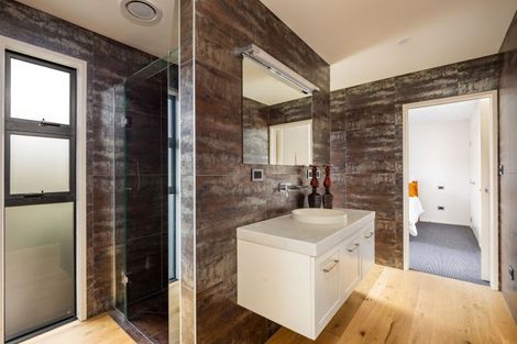 Photo of property in 80a Henwood Road, Paraite, New Plymouth, 4372