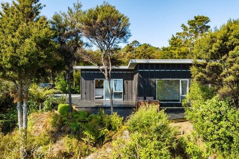 Photo of property in 5 Lancewood Lane, Pahi, Paparoa, 0571
