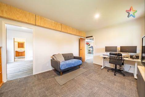 Photo of property in 4 Gainsborough Grove, Belmont, Lower Hutt, 5010