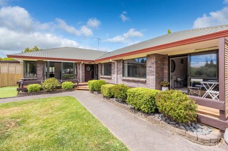 Photo of property in 27 Halcione Close, Flagstaff, Hamilton, 3210
