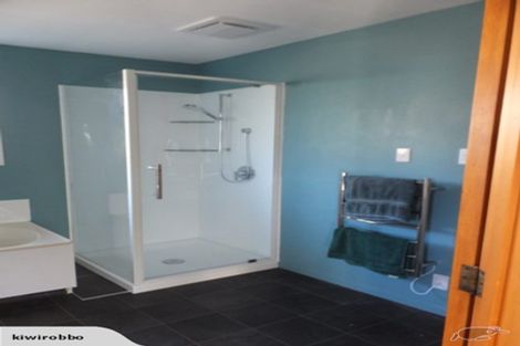 Photo of property in 4 Westgrove Avenue, Avonhead, Christchurch, 8042