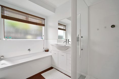 Photo of property in 14 Ebony Place, Massey, Auckland, 0614