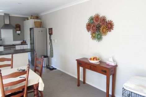 Photo of property in 4 Park Avenue, Waikanae, 5036