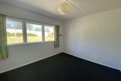 Photo of property in 46 Rangiora Street, Castlecliff, Wanganui, 4501