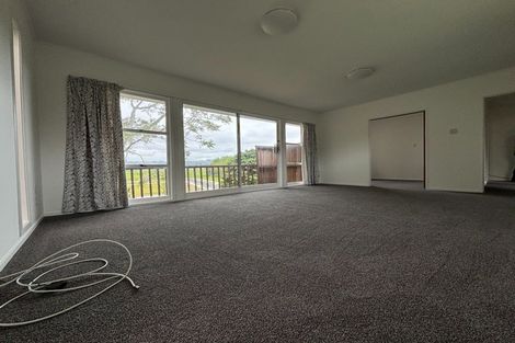 Photo of property in 12 Alderton Place, Opaheke, Papakura, 2113