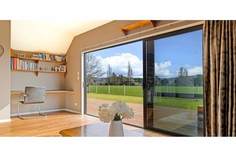 Photo of property in 18 Wanderers Avenue, Brightwater, 7022