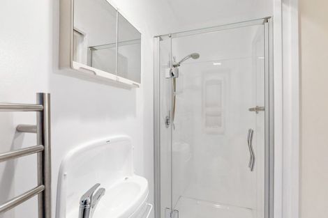 Photo of property in 21 Rubens Place, Burnside, Christchurch, 8053