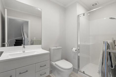 Photo of property in 7/89 Hobsonville Point Road, Hobsonville, Auckland, 0616