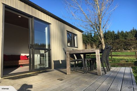 Photo of property in 255 Ararimu Valley Road, Helensville, Waimauku, 0882