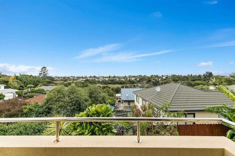 Photo of property in 153a Colwill Road, Massey, Auckland, 0614