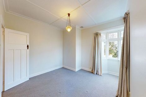 Photo of property in 43 Trelissick Crescent, Ngaio, Wellington, 6035