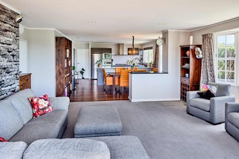 Photo of property in 6 Spinnaker Drive, Whitby, Porirua, 5024