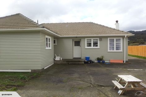 Photo of property in 44 Main Road, Wainuiomata, Lower Hutt, 5014