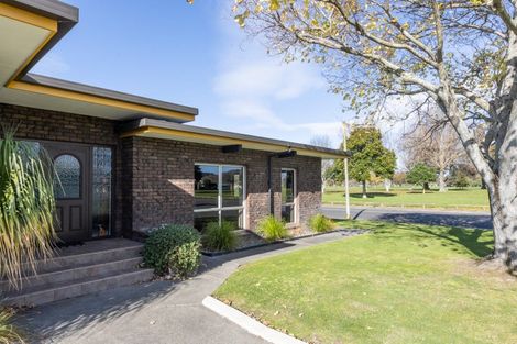Photo of property in 128 Freyberg Avenue, Tamatea, Napier, 4112