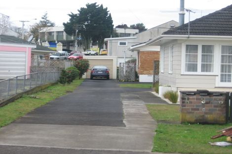 Photo of property in 3/4 Menary Street, Papakura, 2110