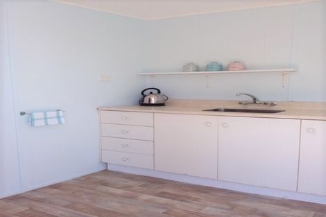 Photo of property in 37 Seaforth Road, Waihi Beach, 3611