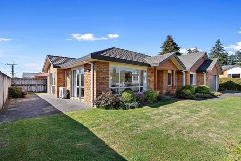 Photo of property in 15 Thistlewood Avenue, Hamilton East, Hamilton, 3216
