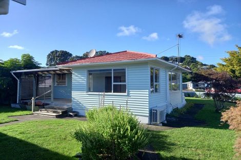 Photo of property in 4 Lydford Place, Spotswood, New Plymouth, 4310