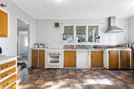 Photo of property in 64 Puriri Street, Hawera, 4610