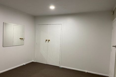 Photo of property in 15 Kiernan Place, Kelston, Auckland, 0602