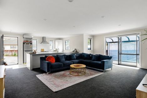 Photo of property in 9u1 Matipo Crescent, Pukete, Hamilton, 3200