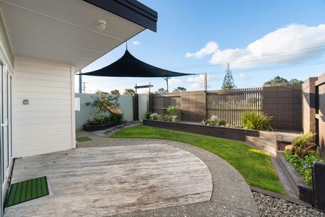 Photo of property in 511c Ocean Road, Whangamata, 3620
