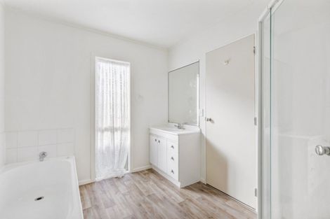 Photo of property in 50a Kitchener Road, Waiuku, 2123