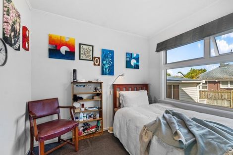 Photo of property in 29 Lyndhurst Road, Te Atatu South, Auckland, 0610