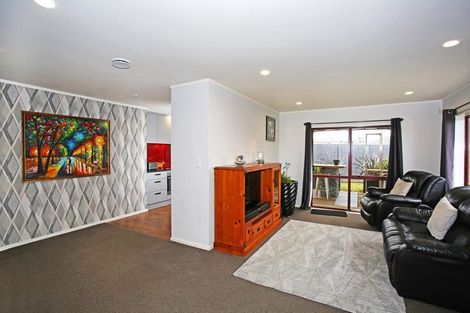 Photo of property in 26 Margarita Rise, Pukekohe, 2120