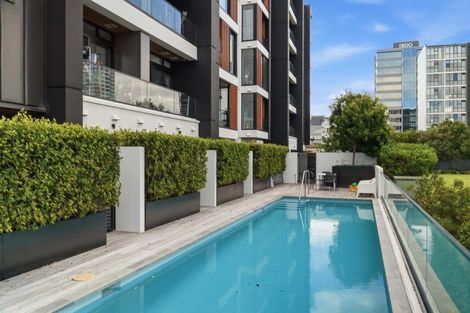 Photo of property in Frank Sargeson Apts, 104/74 Anzac Street, Takapuna, Auckland, 0622