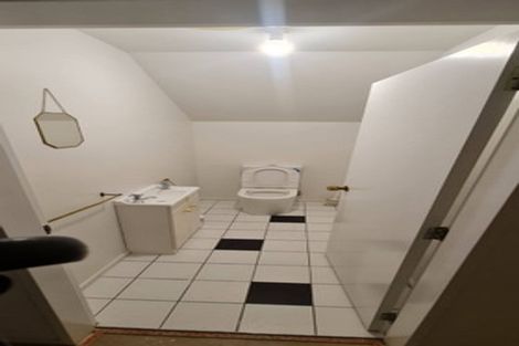 Photo of property in 7 Garden Road, Northland, Wellington, 6012