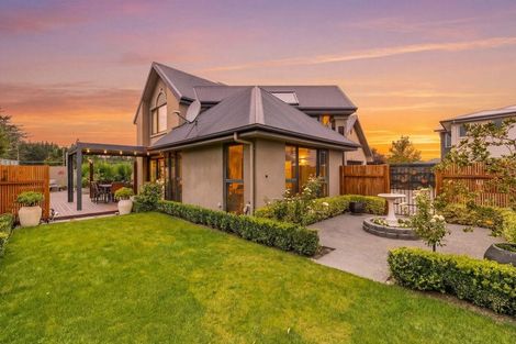 Photo of property in 562a Bower Avenue, Parklands, Christchurch, 8083