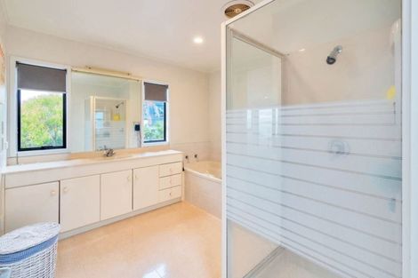 Photo of property in 34 Firth Road, Torbay, Auckland, 0630