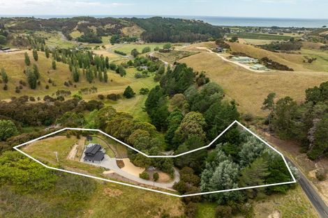Photo of property in 86 Seafield Road, Eskdale, Napier, 4182