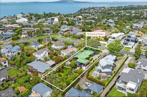 Photo of property in 19 Kowhai Road, Mairangi Bay, Auckland, 0630