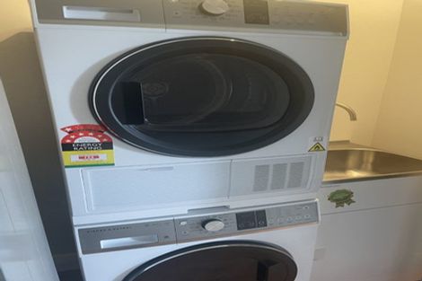 Photo of property in 2/33 Matai Road, Hataitai, Wellington, 6021