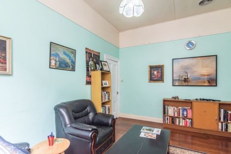 Photo of property in 104 Wallace Street, Mount Cook, Wellington, 6021