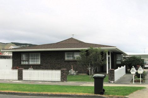 Photo of property in 40 Kapanui Road, Waikanae, 5036