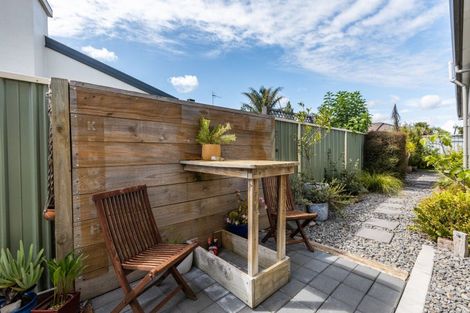 Photo of property in 9 Chelsea Drive, Taradale, Napier, 4112