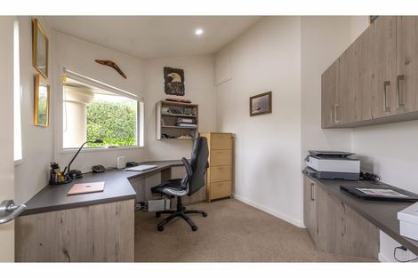 Photo of property in 34 Harry Ell Drive, Cashmere, Christchurch, 8022