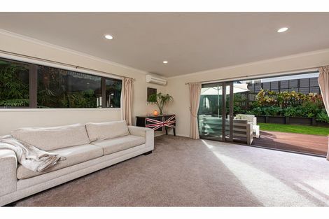 Photo of property in 12 Whitu Street, Khandallah, Wellington, 6035